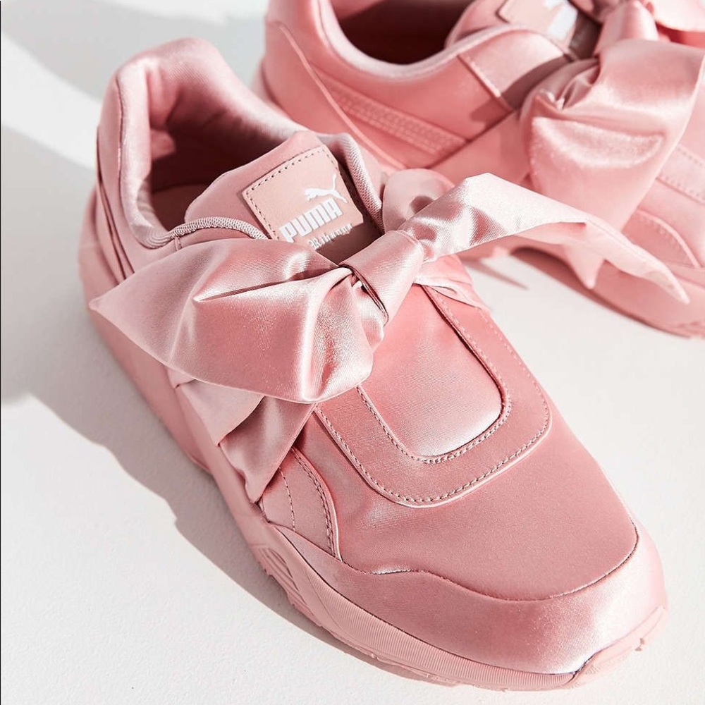 Puma x Fenty by Rihanna Pink Bow Sneaker US7